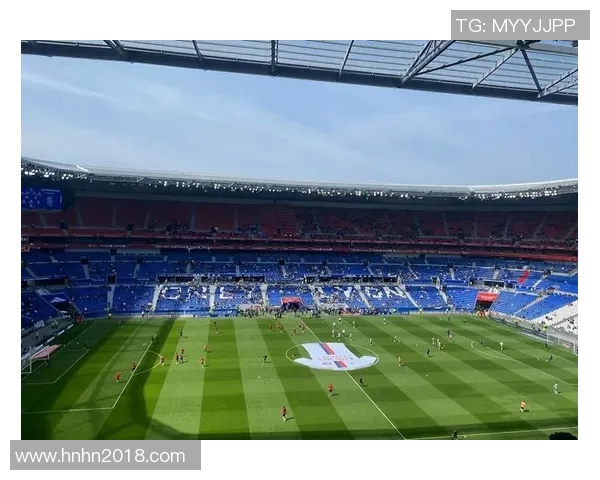 汇聚世界足球巨星原声回放展现绿茵场上最真实的激情瞬间 汇聚世界足球巨星原声回放展现绿茵场上最真实的激情瞬间